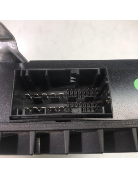 Amplificateur audio BMW SERIE 1 E87 PHASE 1 Essence