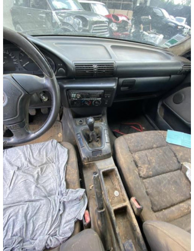 Fusee avant gauche BMW SERIE 3 E36 COMPACT Diesel