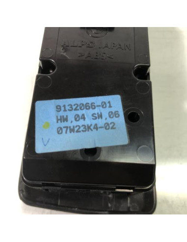 Interrupteur de leve vitre avant gauche BMW SERIE 1 E87 PHASE 2 