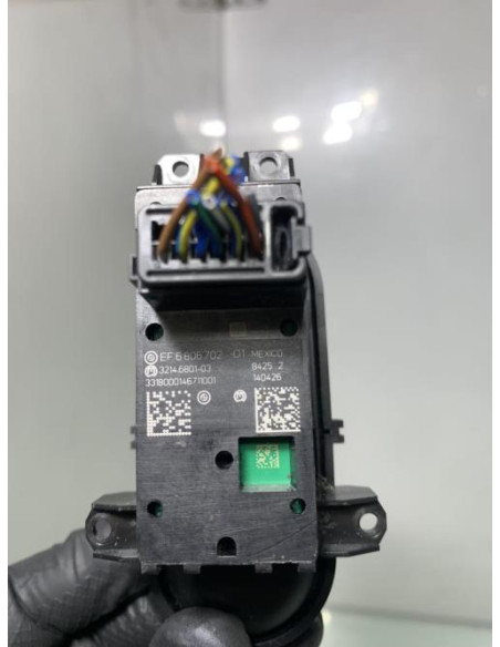 Bouton/Interrupteur MINI MINI 3 F54 CLUBMAN PHASE 1 BREAK Essence