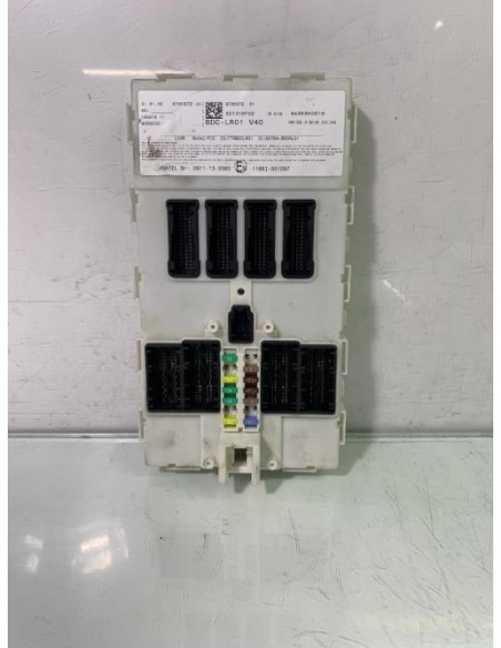 Porte fusible MINI MINI 3 F54 CLUBMAN PHASE 1 BREAK Essence