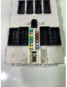 Porte fusible MINI MINI 3 F54 CLUBMAN PHASE 1 BREAK Essence 2