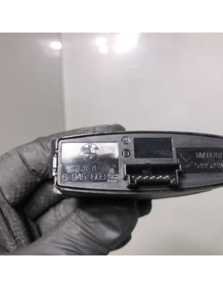 Bouton de warning BMW SERIE 1 E87 PHASE 2 Diesel