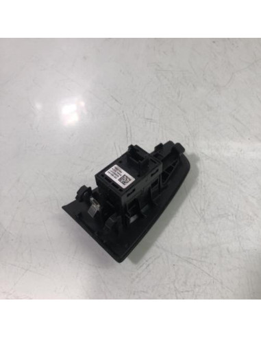 Interrupteur de leve vitre avant droit BMW SERIE 1 F40 Diesel