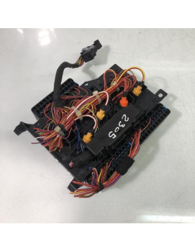 Porte fusible BMW SERIE 1 F40 Diesel