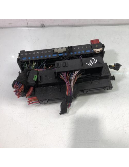 Porte fusible BMW SERIE 3 E46 COUPE 