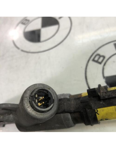 Pretensionneur de ceinture avant droit BMW X3 E83 PHASE 1 