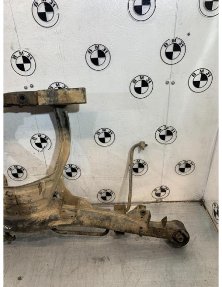 Berceau arriere BMW SERIE 7 E32 Essence