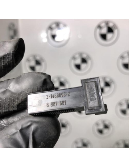 Contacteur feu stop BMW SERIE 5 E60 PHASE 1 Diesel