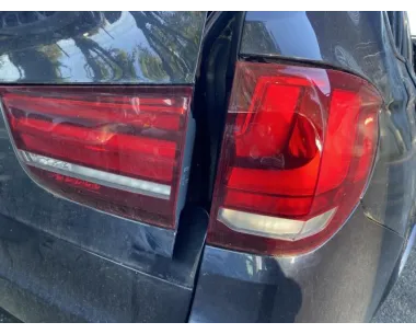 Feu arriere stop central BMW X5 F15 Diesel