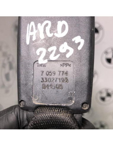 Attache ceinture arriere centrale BMW SERIE 5 E60 PHASE 1 Diesel