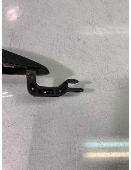 Poignee porte avant gauche BMW SERIE 1 E81 Diesel