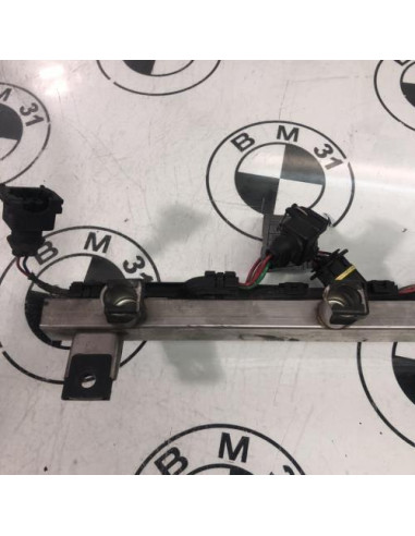 Rampe injection BMW SERIE 7 E66 LIMOUSINE PHASE 1 Essence