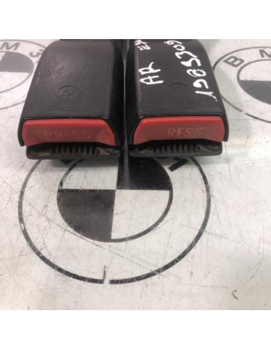 Attache ceinture arriere gauche BMW SERIE 3 E30 