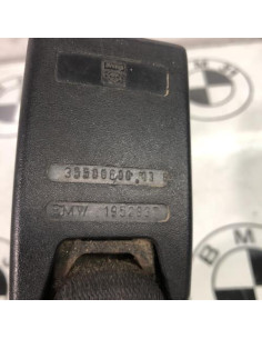Attache ceinture arriere gauche BMW SERIE 3 E30  2