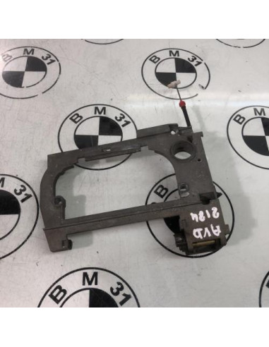 Support poignee porte avant droite BMW SERIE 5 E39 PHASE 1 Essence