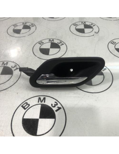 Poignee interieur arriere gauche BMW SERIE 5 E39 PHASE 1 Essence