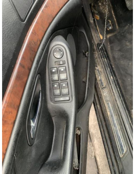 Poignee interieur arriere gauche BMW SERIE 5 E39 PHASE 1 Essence