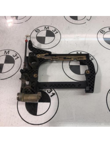 Support poignee porte avant droite BMW SERIE 5 E39 PHASE 2 Diesel