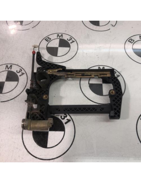 Support poignee porte avant droite BMW SERIE 5 E39 PHASE 2 Diesel