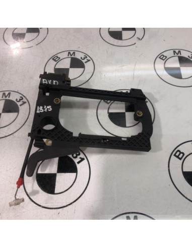 Support poignee porte avant droite BMW SERIE 5 E39 PHASE 2 Diesel
