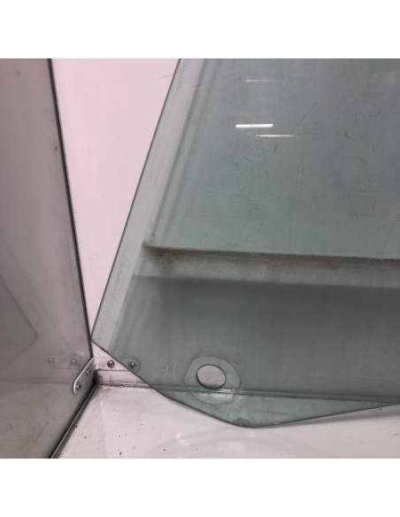 Vitre avant gauche BMW SERIE 5 F07 GRAN TURISMO PHASE 2 Essence