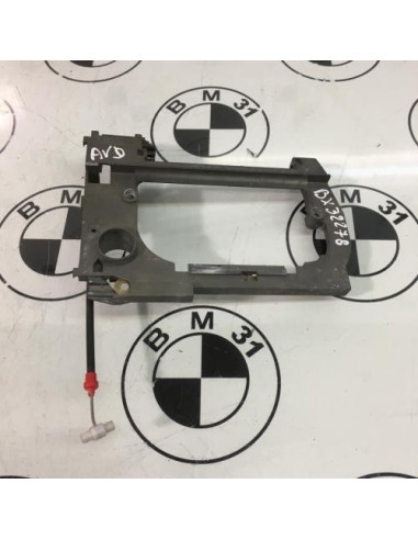 Support poignee porte avant droite BMW SERIE 5 E39 TOURING PHASE 1 BREAK 
