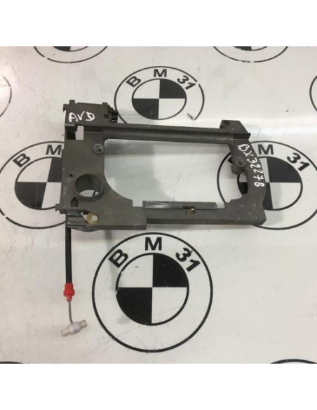Support poignee porte avant droite BMW SERIE 5 E39 TOURING PHASE 1 BREAK 