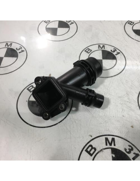 Boitier eau BMW X5 E53 