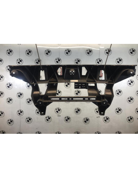 Support de pare chocs arriere BMW X6 F16 