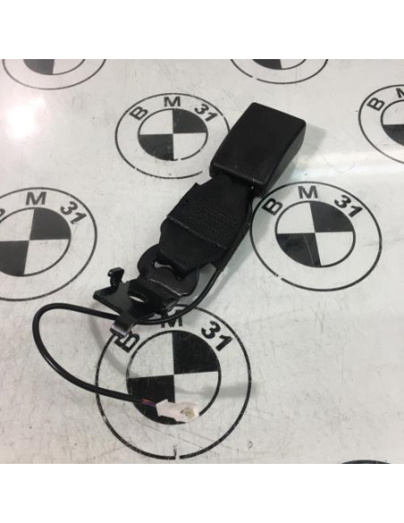 Attache ceinture arriere centrale BMW X6 F16 