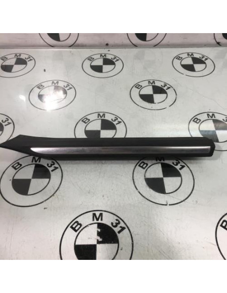 Baguette d'aile arrière droite BMW SERIE 7 E32 Essence