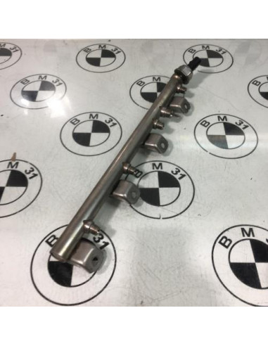 Rampe injection BMW X6 E71 PHASE 1 Essence