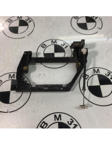 Support poignee porte arriere droite BMW SERIE 7 E38 Essence