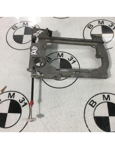 Support poignee porte avant droite BMW SERIE 5 E39 PHASE 1 Diesel