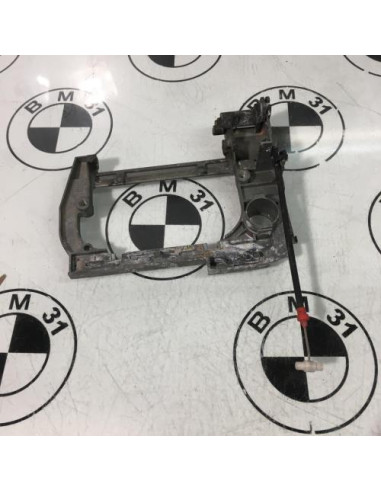 Support poignee porte avant droite BMW SERIE 5 E39 PHASE 1 Diesel