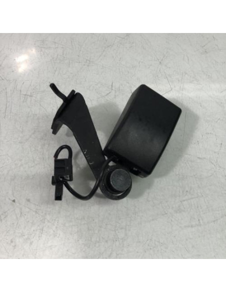 Attache ceinture arriere gauche BMW SERIE 4 F36 GRAN COUPE PHASE 1 Diesel