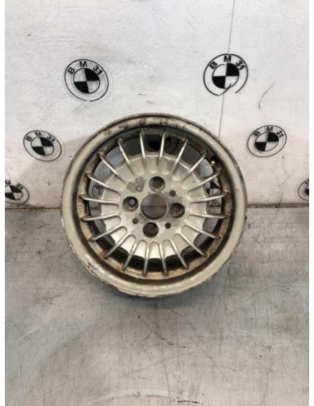 Jante BMW SERIE 3 E30 Essence