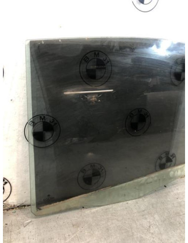 Vitre arriere gauche BMW SERIE 5 E39 PHASE 1 Diesel