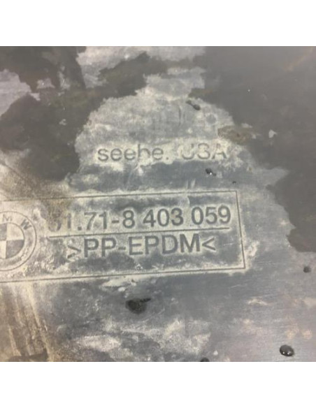 Pare boue arriere gauche BMW X5 E53 