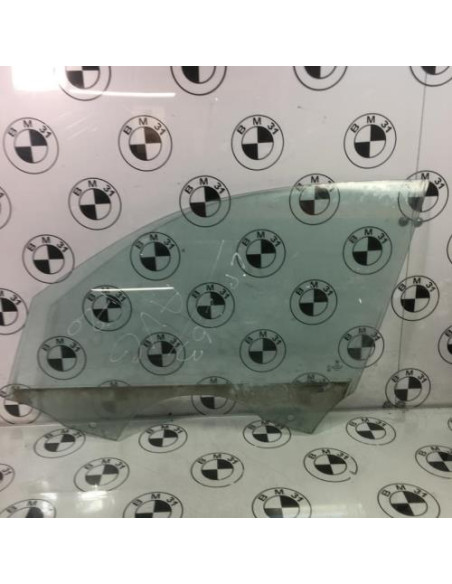 Vitre avant gauche BMW SERIE 1 F20 PHASE 1 Diesel