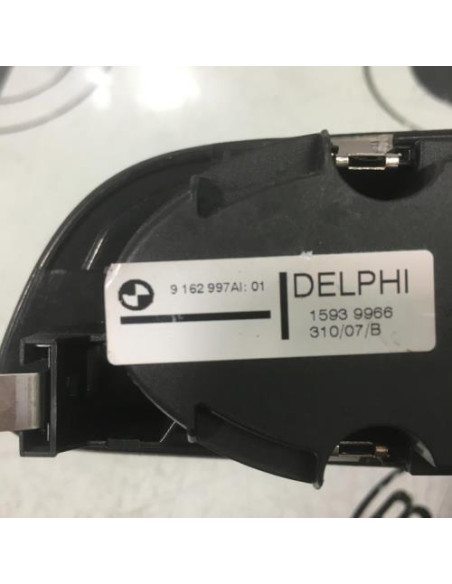 Interrupteur de leve vitre avant droit BMW SERIE 1 E81 Diesel