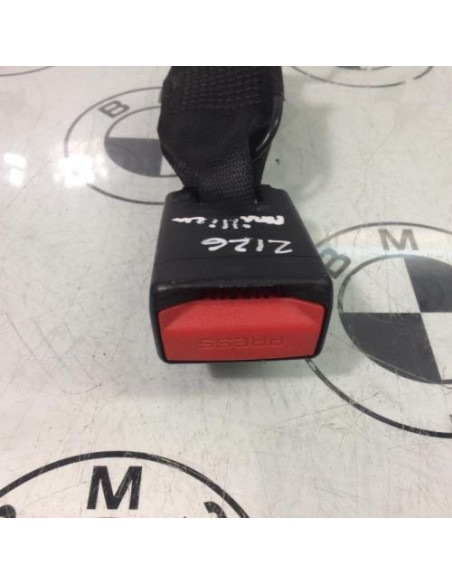 Attache ceinture arriere gauche BMW SERIE 1 F20 PHASE 1 Diesel
