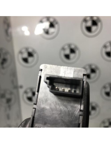 Interrupteur de leve vitre avant droit BMW SERIE 2 F22 COUPE PHASE 1 Essence