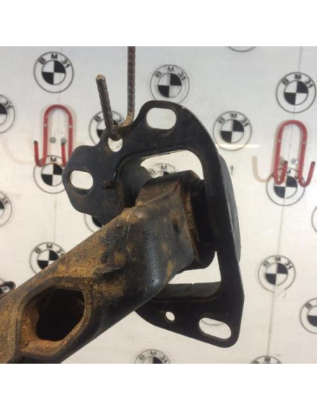 Fusee arriere gauche BMW X3 E83 PHASE 2 