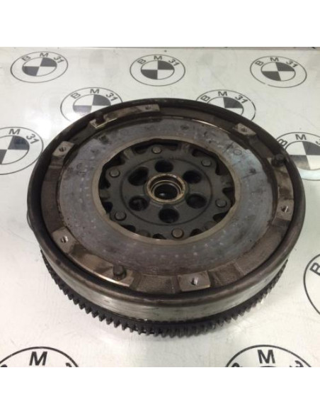 Volant moteur BMW SERIE 1 E87 PHASE 2 Essence
