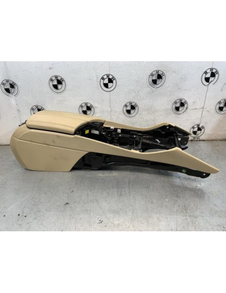 Console central (interieur plastique) BMW SERIE 5 F11 TOURING PHASE 1 BREAK Diesel