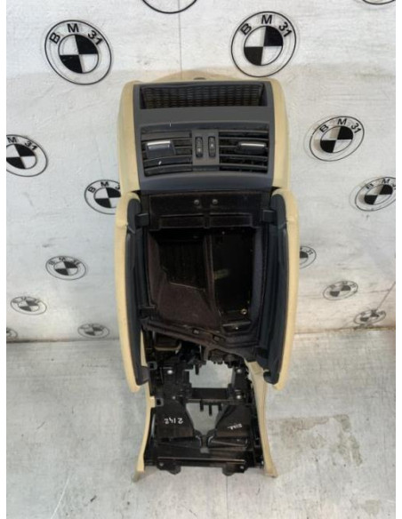 Console central (interieur plastique) BMW SERIE 5 F11 TOURING PHASE 1 BREAK Diesel