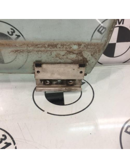 Vitre arriere gauche BMW SERIE 3 E30 