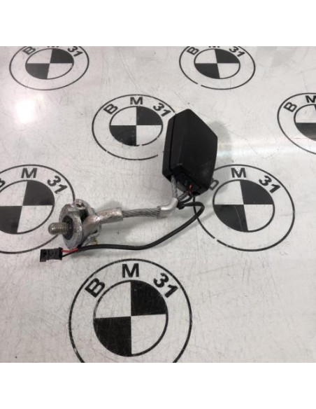 Attache ceinture arriere gauche BMW SERIE 5 F11 TOURING PHASE 1 BREAK Diesel